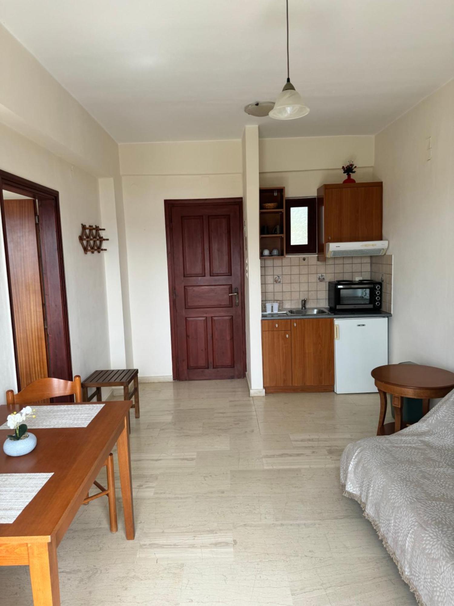Olive Grove Apartment *